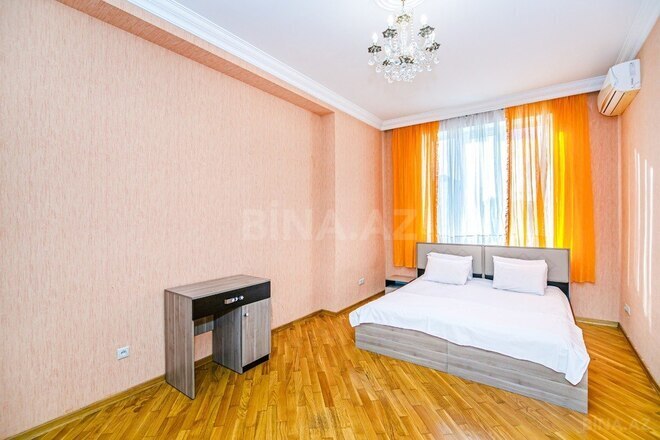 İcarəyə verilir 3 otaqlı yeni tikili 160 m², 28 May m., photo 23 from 32