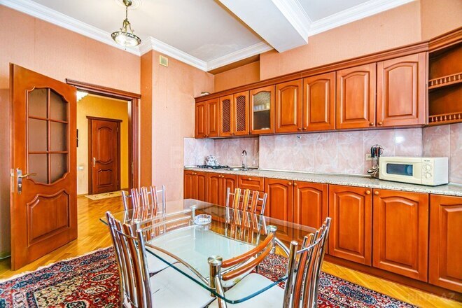 İcarəyə verilir 3 otaqlı yeni tikili 160 m², 28 May m., photo 12 from 32