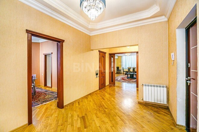 İcarəyə verilir 3 otaqlı yeni tikili 160 m², 28 May m., photo 18 from 32