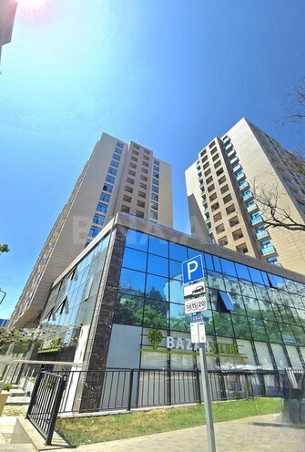 4-комн. новостройка - м. 28 мая - 195 м² (30)