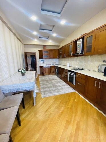 3-комн. новостройка - м. Низами - 150 м² (10)