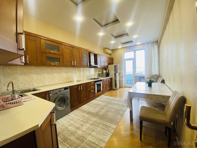 3-комн. новостройка - м. Низами - 150 м² (11)