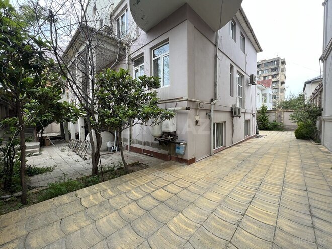 Продаётся 10-комн. дом/дача 500 м², м. Насими, photo 7 from 31