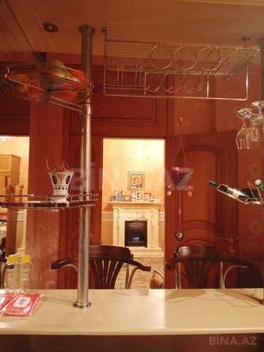 Satılır 3 otaqlı köhnə tikili 90 m², Sahil m., photo 18 from 24