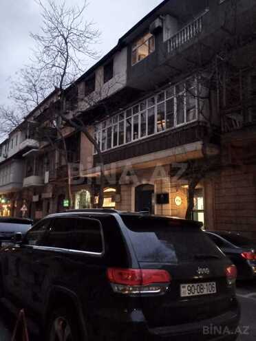 Satılır 3 otaqlı köhnə tikili 90 m², Sahil m., photo 23 from 24