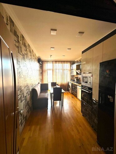 4-комн. новостройка - м. 8 ноября - 180 м² (6)