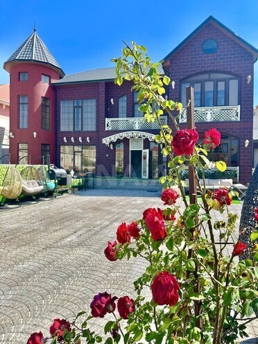 Satılır 6 otaqlı həyət evi/bağ evi 450 m², Mərdəkan q., photo 1 from 15
