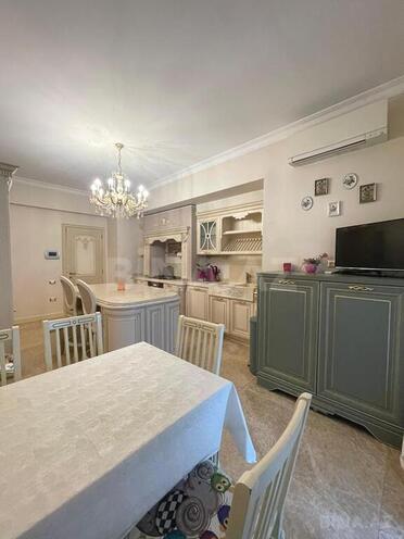 4 otaqlı yeni tikili - Nizami m. - 241 m² (14)