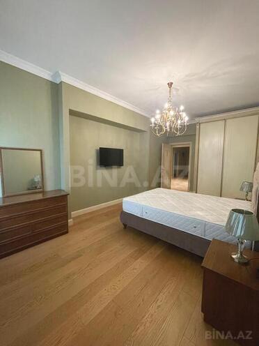 4 otaqlı yeni tikili - Nizami m. - 241 m² (12)