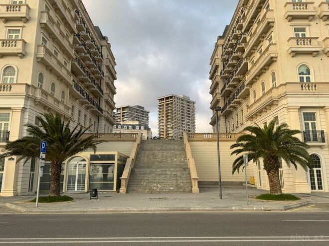 Obyekt - Ağ şəhər q. - 210 m² (2)