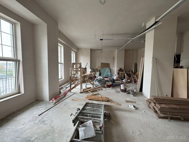 Obyekt - Ağ şəhər q. - 210 m² (9)