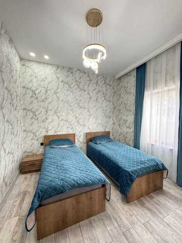 5 otaqlı həyət evi/bağ evi - Şüvəlan q. - 200 m² (7)