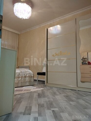 4 otaqlı köhnə tikili - 8-ci mikrorayon q. - 110 m² (10)