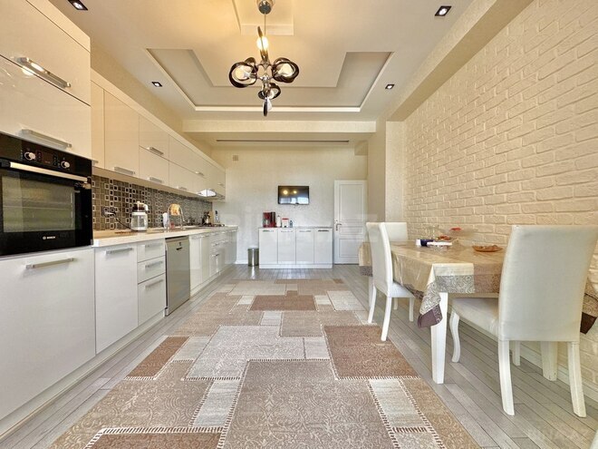 3 otaqlı yeni tikili - Nəriman Nərimanov m. - 155 m² (22)