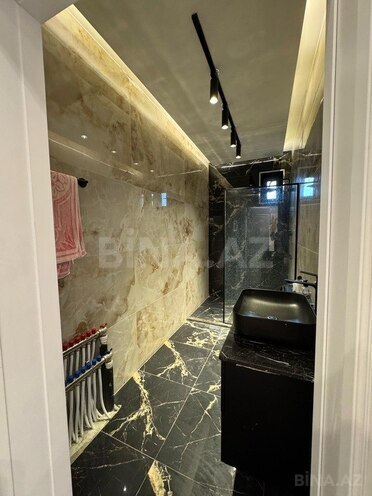 5 otaqlı həyət evi/bağ evi - Şüvəlan q. - 400 m² (21)