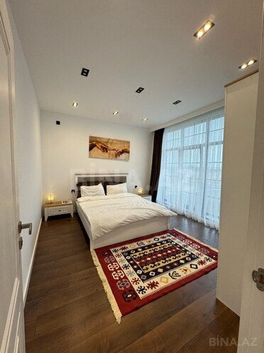 5 otaqlı həyət evi/bağ evi - Şüvəlan q. - 400 m² (18)