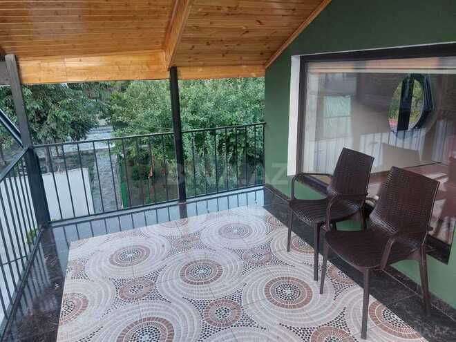4 otaqlı həyət evi/bağ evi - Qax - 90 m² (17)