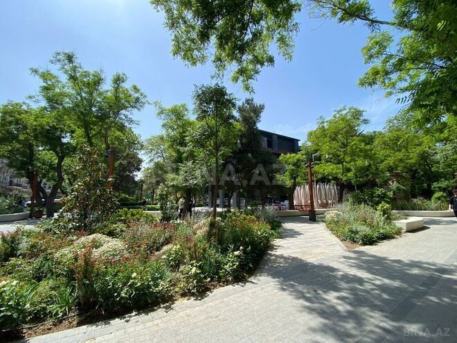 Satılır 2 otaqlı köhnə tikili 50 m², Sahil m., photo 19 from 20
