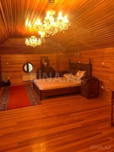 6 otaqlı həyət evi/bağ evi - Novxanı q. - 400 m² (19)