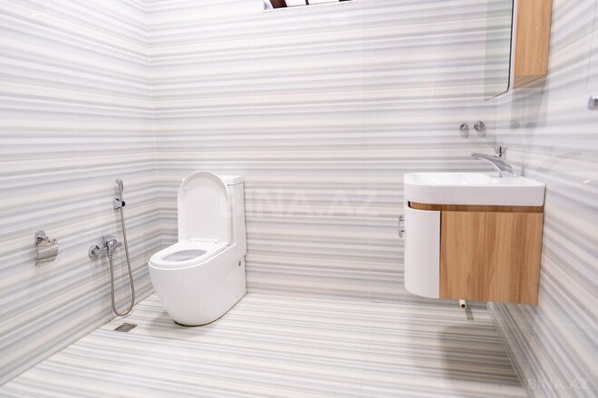 6 otaqlı həyət evi/bağ evi - Şüvəlan q. - 330 m² (19)