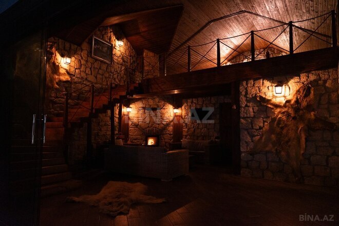 6 otaqlı həyət evi/bağ evi - Şüvəlan q. - 330 m² (24)