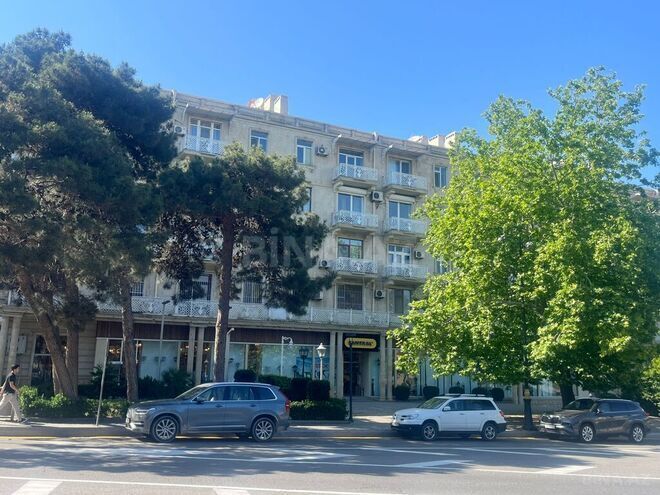 3 otaqlı köhnə tikili - Elmlər Akademiyası m. - 80 m² (1)