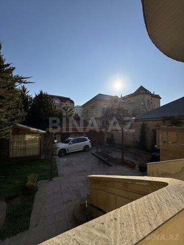 10-комн. дом/дача - м. 8 ноября - 372 м² (2)