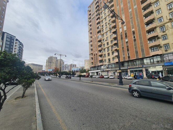 Satılır  obyekt 215 m², İnşaatçılar m., photo 4 from 9