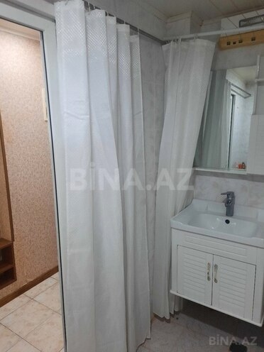 Satılır 2 otaqlı köhnə tikili 55 m², İnşaatçılar m., photo 19 from 21