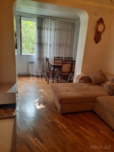 Satılır 2 otaqlı köhnə tikili 55 m², İnşaatçılar m., photo 11 from 21