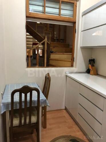 7 otaqlı həyət evi/bağ evi - 8-ci kilometr q. - 250 m² (15)