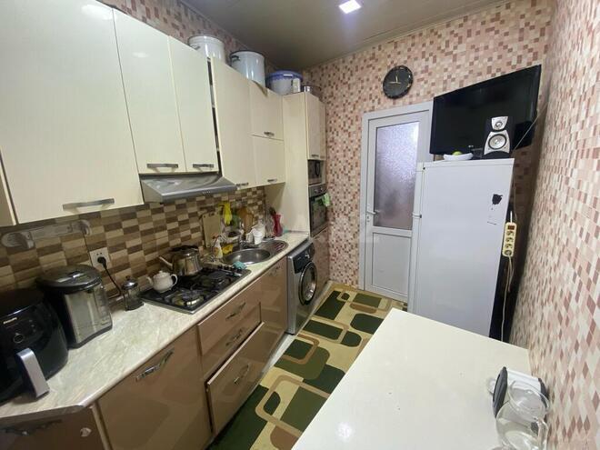 4 otaqlı həyət evi/bağ evi - Azadlıq Prospekti m. - 135 m² (11)