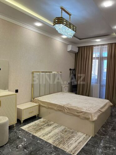 3-комн. новостройка - м. 28 мая - 108 м² (8)