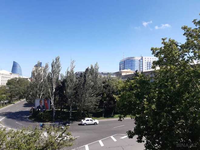 3 otaqlı köhnə tikili - Elmlər Akademiyası m. - 80 m² (15)