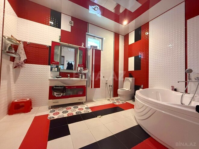 Продаётся 5-комн. дом/дача 250 м², м. Кара Караев, photo 15 from 32