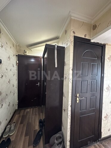 Satılır 2 otaqlı köhnə tikili 65 m², Xalqlar Dostluğu m., photo 13 from 18