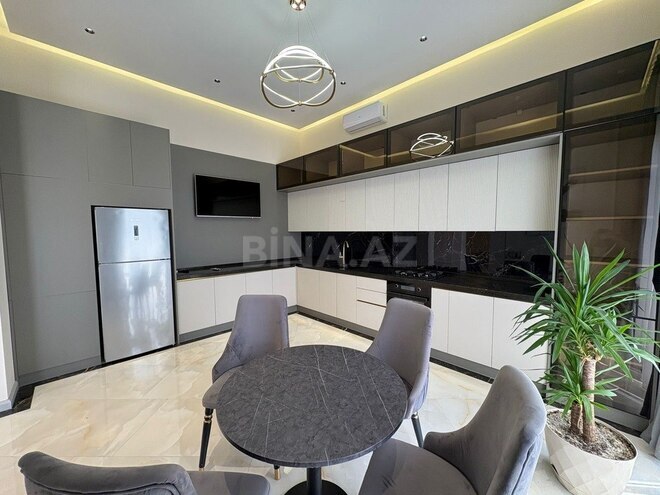 4 otaqlı həyət evi/bağ evi - Mərdəkan q. - 260 m² (9)