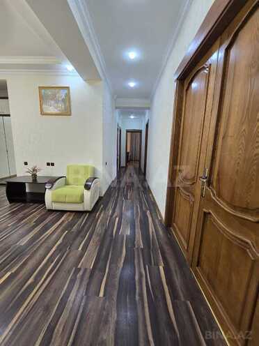 Продаётся 3-комн. новостройка 175 м², м. Низами, photo 8 from 19