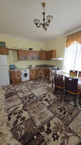 5 otaqlı həyət evi/bağ evi - Novxanı q. - 240 m² (14)