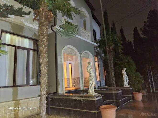 6 otaqlı həyət evi/bağ evi - Saray q. - 185 m² (25)