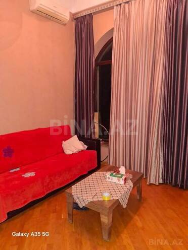 6 otaqlı həyət evi/bağ evi - Saray q. - 185 m² (10)