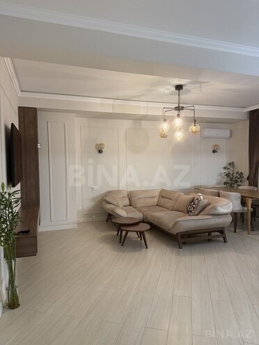 4 otaqlı yeni tikili - 8 Noyabr m. - 174 m² (1)
