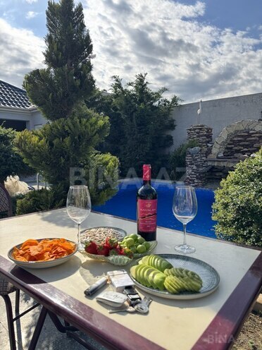 4 otaqlı həyət evi/bağ evi - Mərdəkan q. - 150 m² (1)