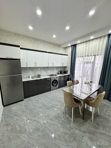 4 otaqlı həyət evi/bağ evi - Şüvəlan q. - 130 m² (8)