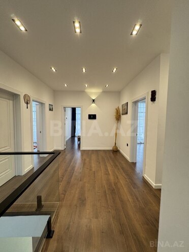 5 otaqlı həyət evi/bağ evi - Şüvəlan q. - 250 m² (17)