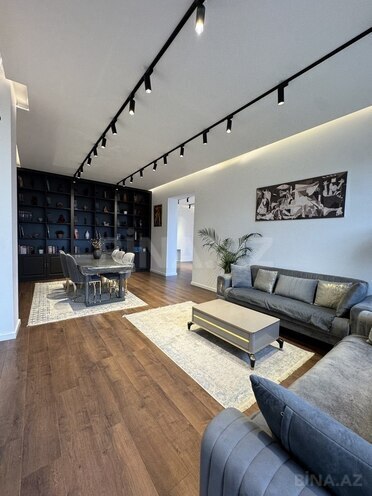 5 otaqlı həyət evi/bağ evi - Şüvəlan q. - 250 m² (12)