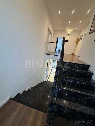 5 otaqlı həyət evi/bağ evi - Şüvəlan q. - 250 m² (16)