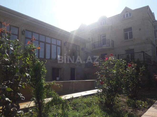 6 otaqlı həyət evi/bağ evi - Badamdar q. - 350 m² (17)