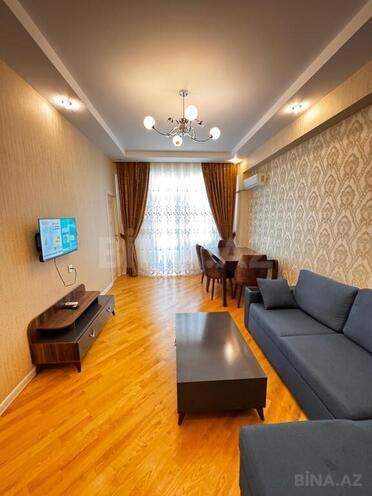 2 otaqlı yeni tikili - 7-ci mikrorayon q. - 70 m² (2)