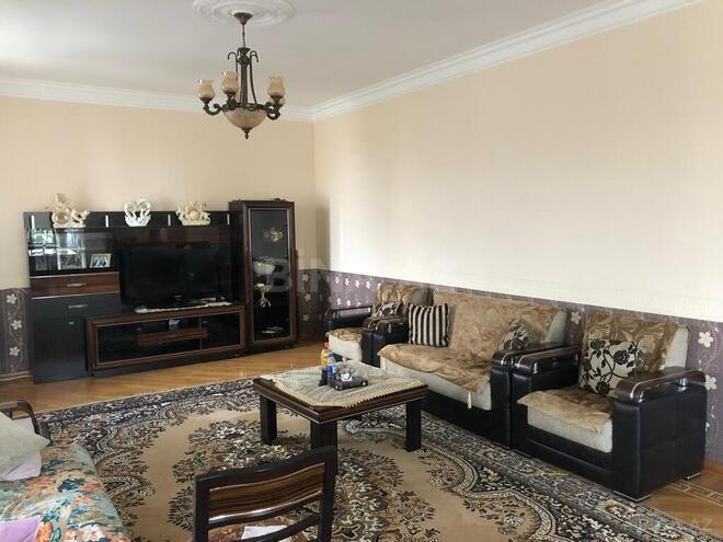 7-комн. дом/дача - пос. Горадил - 300 м² (9)